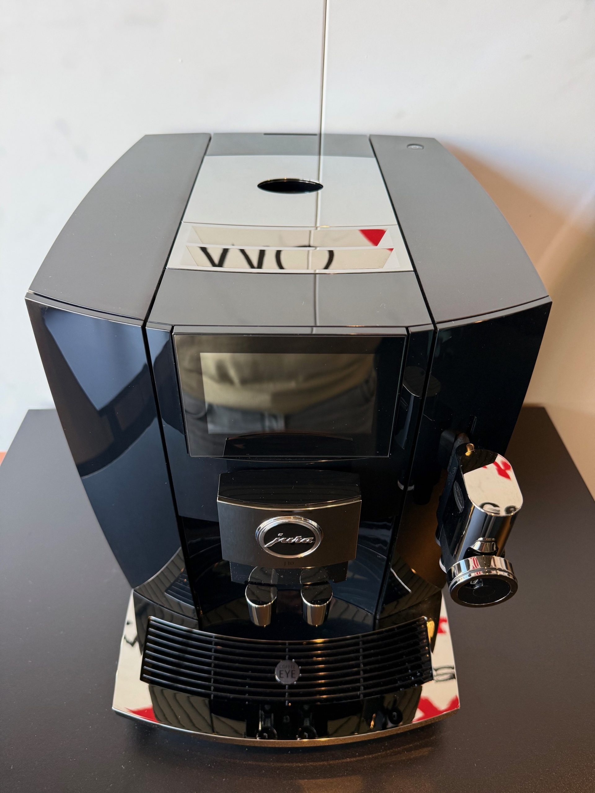 Jura J10 Piano Black EA - Refurbished Jong Gebruikt - Afbeelding 3