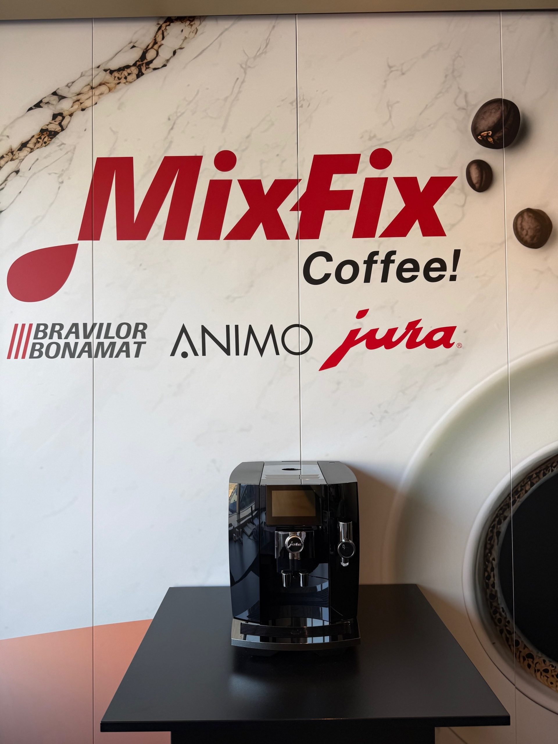 Jura J10 Piano Black EA - Refurbished Jong Gebruikt