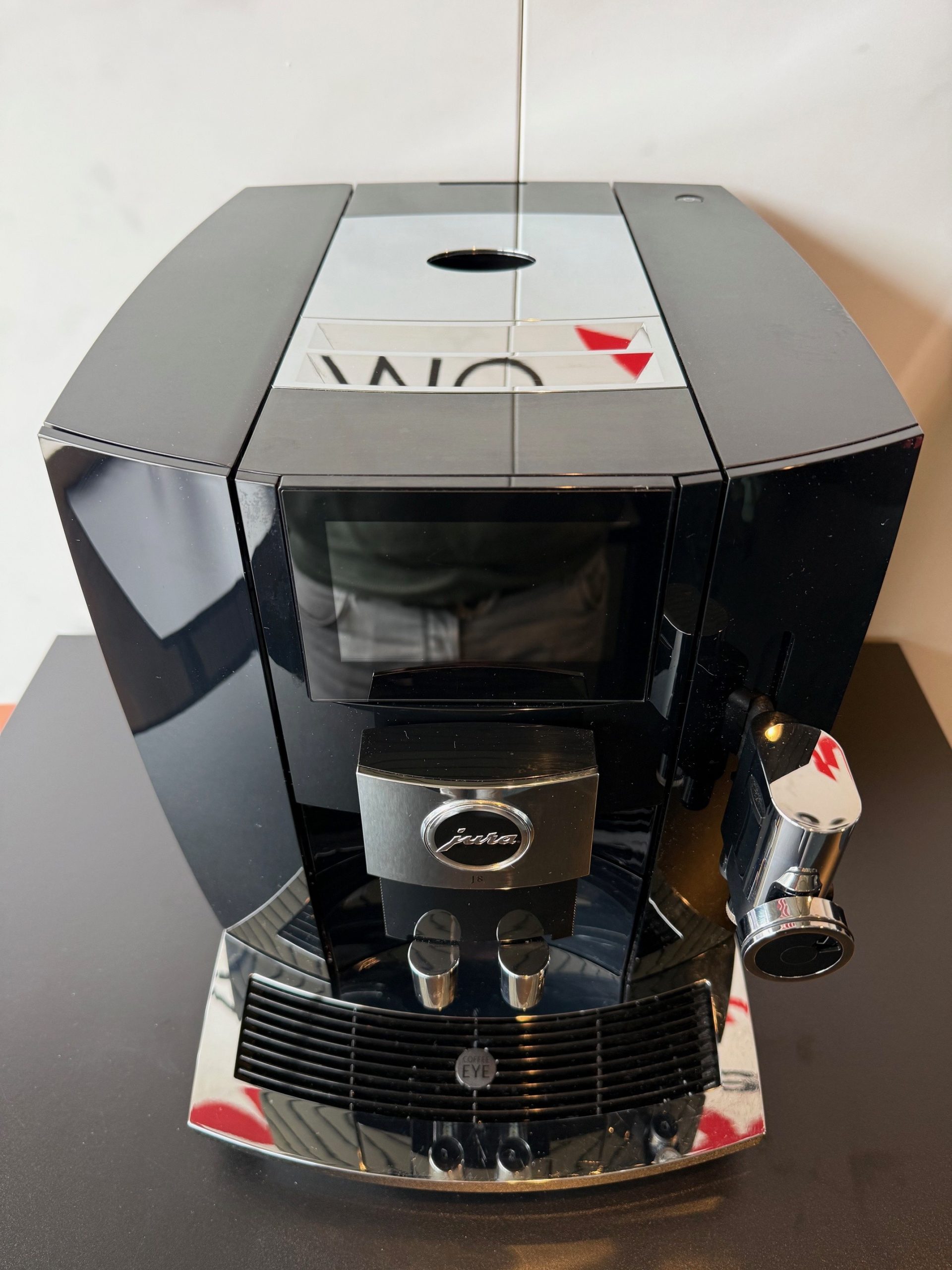 Jura J8 Piano Black EA - Refurbished Jong Gebruikt - Afbeelding 3