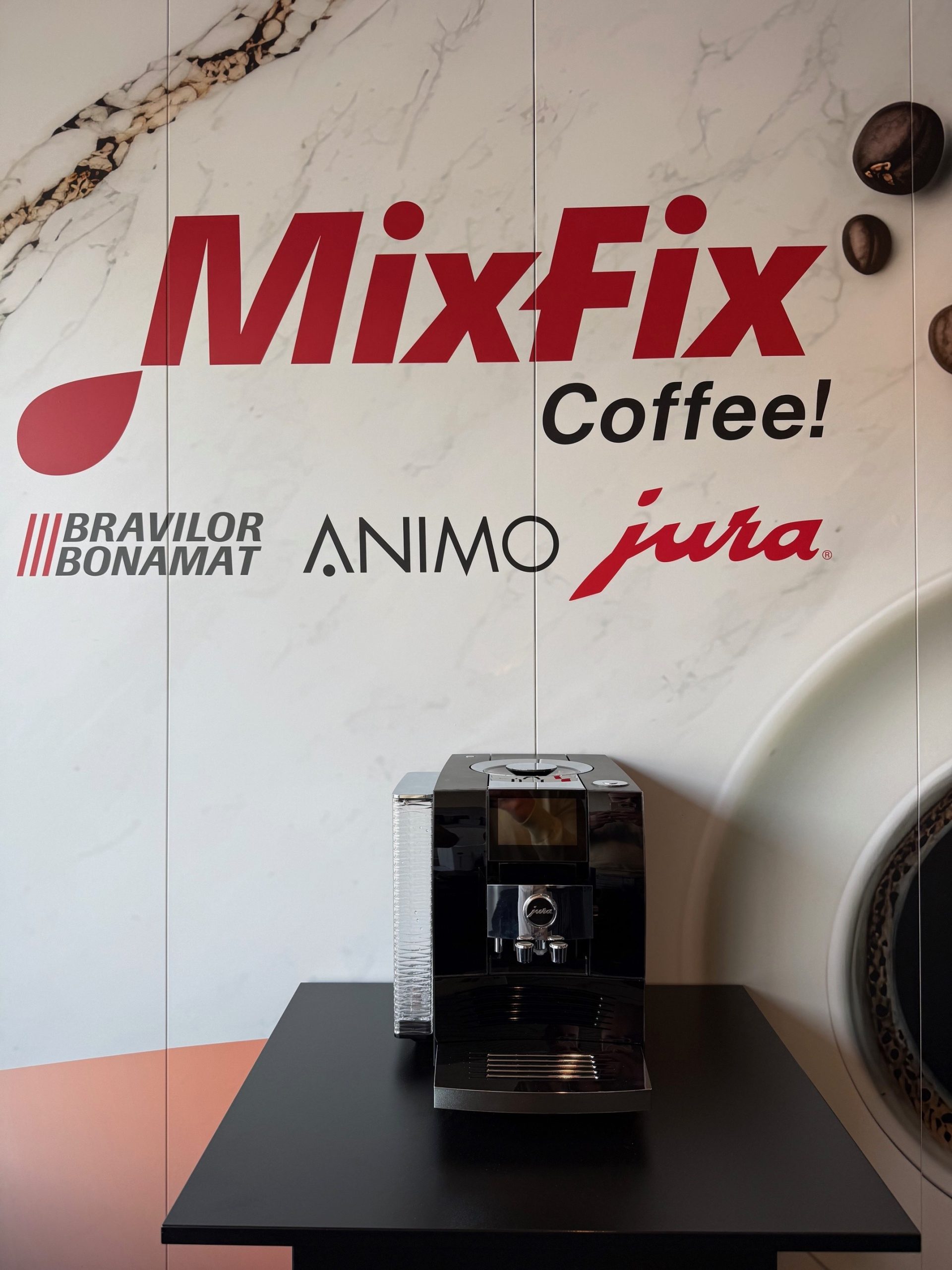 Jura Z10 Diamond Black EA - Refurbished Jong Gebruikt