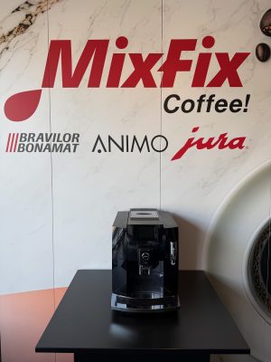 Jura E8 Piano Black - showroommodel